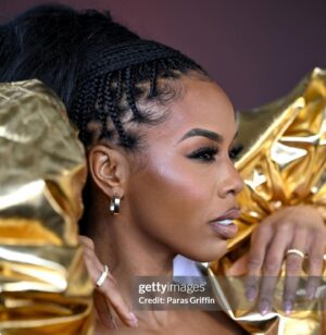 Brandee Evans Instagram - Yesterday was a dream! 
Thank you so much @Essence #EssenceBlackWomenInHollywood. 

I always leave this event feeling inspired and refueled! Thank you for the sisterly boost of love and confidence. It was so beautiful to fellowship with everyone. 🫶🏾

#essencebwih #Essence 

📸 @kellybalch 

-Stylist @mickeyboooom 
-Hair @stylesbydavonte 
-Makeup @hotlikefirre 
-Dress @jovanalouis 
-Shoes @retrofete 
-Jewelry @shopmiraco
-Nails @angel_nailsla