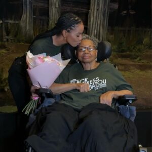 Brandee Evans Instagram - I’ll remember this day for the rest of my life. Thank you God.

When I was first told about this play, the first thing I thought was, “My momma will get to see me act!” TV isn’t the same. Because of the #Alzheimers, it confuses momma at times when she sees me on tv.  Most days she thinks I’m back in high school headed to “Dance Practice.” 

So today, at @geffenplayhouse she was able to see what I really do IN PERSON. 🥹🙏🏾

There aren’t words to explain how I feel. I’ll just say I’m GRATEFUL. Growing up momma was called “Lady Di” by some. Today she got to see me play the role of “LADY.” 🥹

Momma and my aunt Carolyn (who is one of my beautiful ancestors on the Tree in the play) used to take me to the theatre in Memphis, Tennessee.  This felt full circle with them both with me.  I’m so so grateful I was able to have this moment with my momma. 

Thank you Geffen Playhouse for all of your kindness and accommodation for my momma and her caregiver today. 

Momma loved the show and wants to see it again. What have I started?! Welp… I guess I need to be on more stages so I can perform for my momma. 🫶🏾🤗 🎭 

#BlackCypressBayou