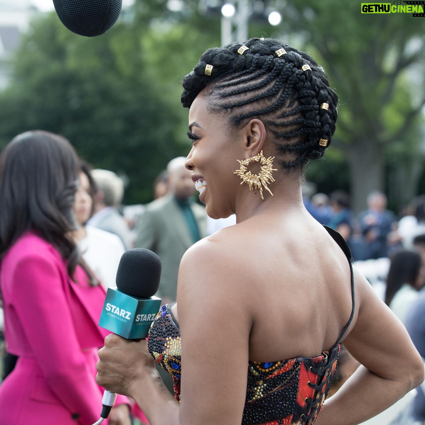 Brandee Evans Instagram - #Freedom 🦋 Happy #Juneteenth! Thank you @starz @starztakethelead @whitehouse for the invite. It meant the world to share this experience with my father. Stylist @ashleyseanthomas Hair @hairbysashamari Makeup @stylemyface Dress @forthestarsfashionhouse Earrings @shopkhoi Shoes @viviennewestwood Tailoring @shawnte_elizabeth #WhiteHouse #happyjuneteenth #Pvalley #Starz