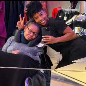 Brandee Evans Instagram - I mean we wore ourselves out today for our last girl’s day of the year. 🥰
Thank you Lord for everything… the good, the bad, the lessons, the growth. We thank you. 

See y’all in 2024 😘
Be safe if you’re out in these streets. 
Me & momma are already in our bed clothes. lol 😂 
Goodnight 💤

Thank you @mobilityworks for the amazing 🚐