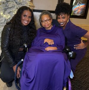 Brandee Evans Instagram - Girl’s day was a blast.  Thanks for joining us cousin @theadoverheels! 🫶🏾

PS. My momma told me to tell y’all to go see @thecolorpurple. She loved it! It was my second time seeing it and I still wanna see it again. 

#TheColorPurple #MultipleSclerosis #Alzheimers

Thank you @mobilityworks for the amazing 🚐