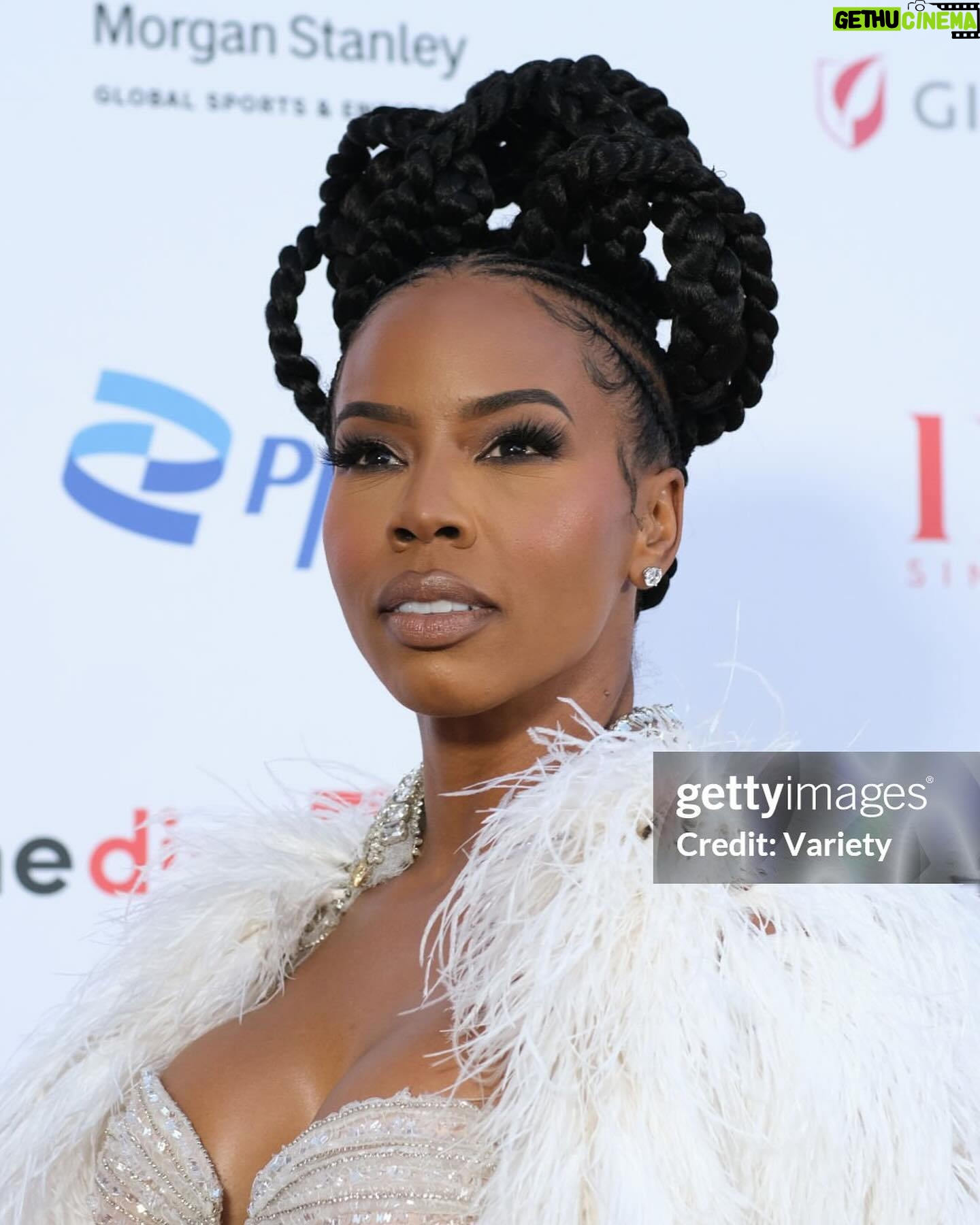 Brandee Evans Instagram - Last night was wonderful! Just wonderful! Thank you @thesherylleeralph @divassimplysinging 🫶🏾 #DivasSimplySinging raises awareness and funds for programs that promote the prevention of HIV/AIDS and other life-threatening health conditions. It was wonderful to support such an amazing cause. Photographer @kellybalch Stylist @ashleyseanthomas Fur @j_mendel Dress @fjollanilaofficial Makeup @hotlikefirre Hair @marjthestylist Skin @the_atlanta_aesthetician Nails @angel_nailsla