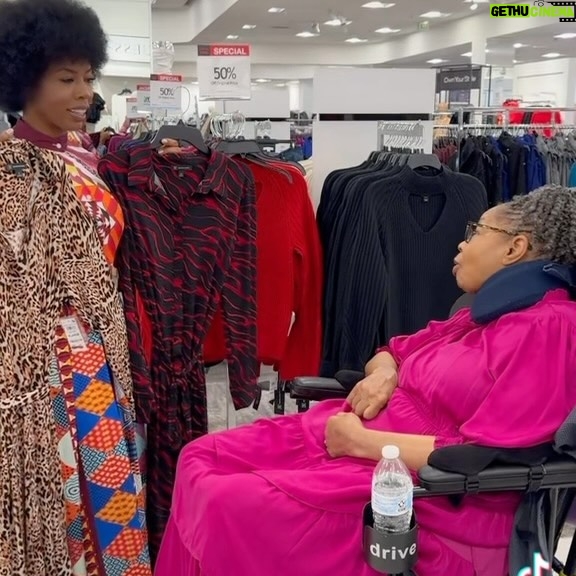 Brandee Evans Instagram - Live footage of me getting suckered into purchasing 2 dresses at @macys. lol 😂 But two can play that game. I purposely had her use her words. She doesn’t use her words much now due to her #MultipleSclerosis & #alzheimers. But she sure could talk at the mall. 👀🤣🫶🏾 Make sure you grab you and your loved some #CaregiverStrong apparel! They make amazing gifts. ☺️ Shop on BrandeeEvans.com #CaregiverStrong