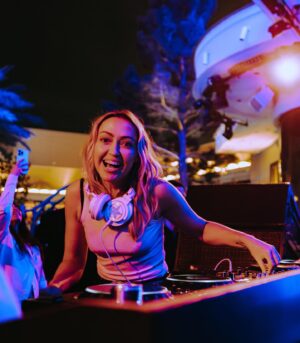 Brandi Cyrus Instagram - Life lately 🤩🤩