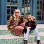 Brandi Cyrus Instagram - Back in Cali this week with @tishcyruspurcell — make sure you send in those Dear MTs for our next episodes of @sorrywerestoned!! ☎️ 💌