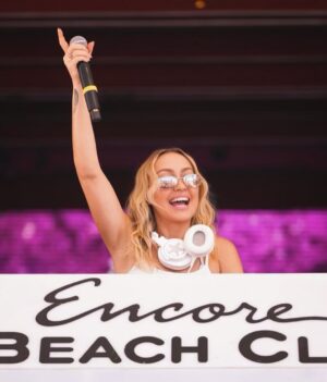Brandi Cyrus Instagram - Incredible SUNDAY FUNDAY at @encorebeachclub 💦💦