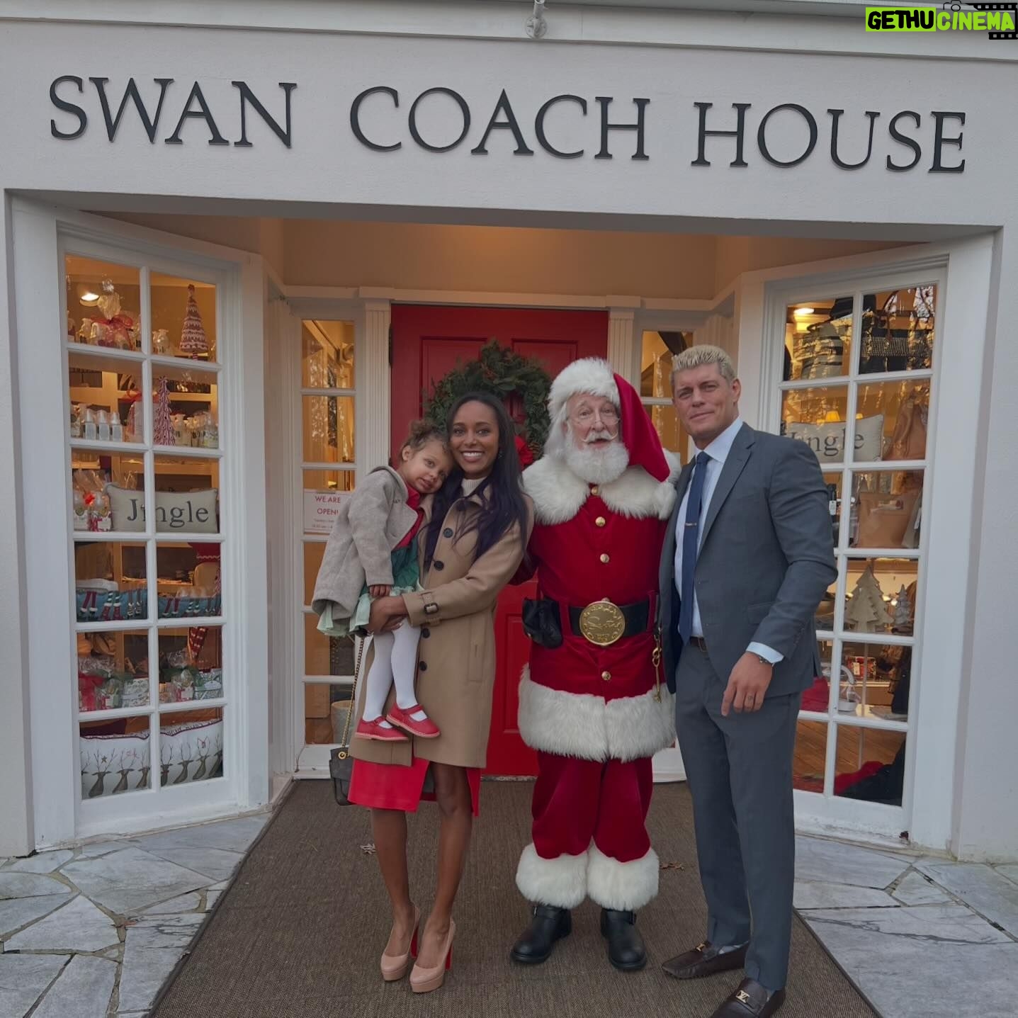 Brandi Runnels Instagram - Took Libby for "Tea with Santa". Fun fact. We were married at the Swan House 🦢 Libby's first visit ❤️🎅🏾