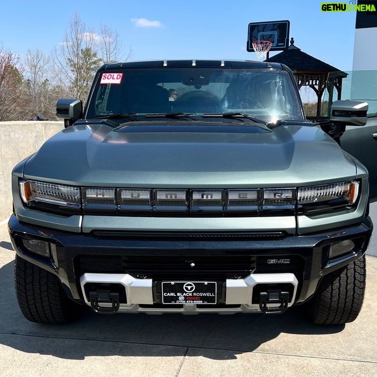 Brandi Runnels Instagram - Gimme the biggest car you got...and while you're at it, make it electric ⚡️ #hummerev