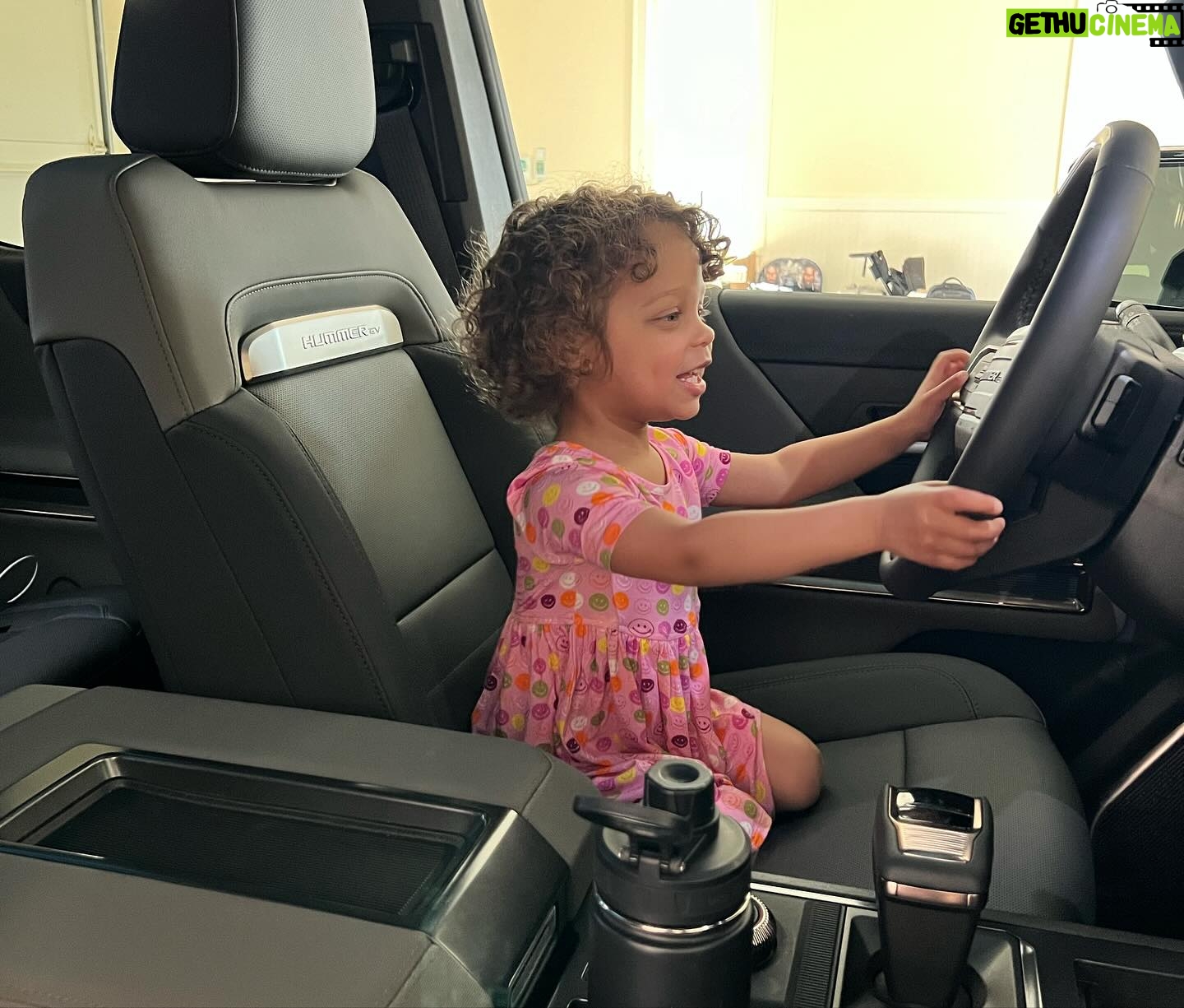 Brandi Runnels Instagram - Gimme the biggest car you got...and while you're at it, make it electric ⚡️ #hummerev