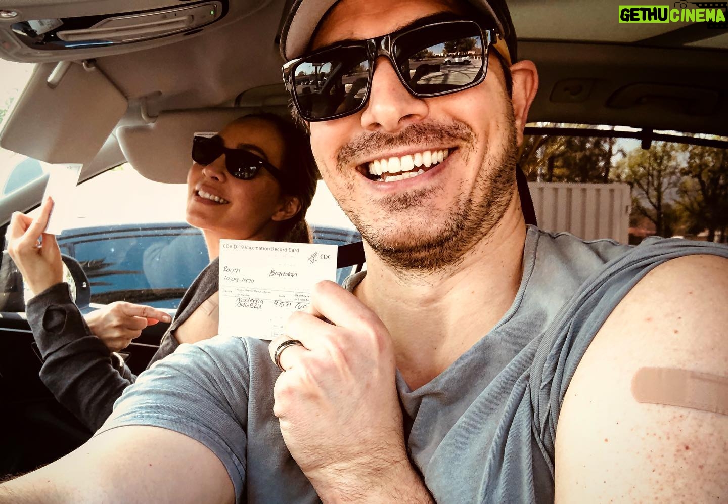 Brandon Routh - 79.4K Likes - 1st shot of #Moderna!
Thanks @dollyparton, #Vanderbilt, #Moderna & company!
#vaccination