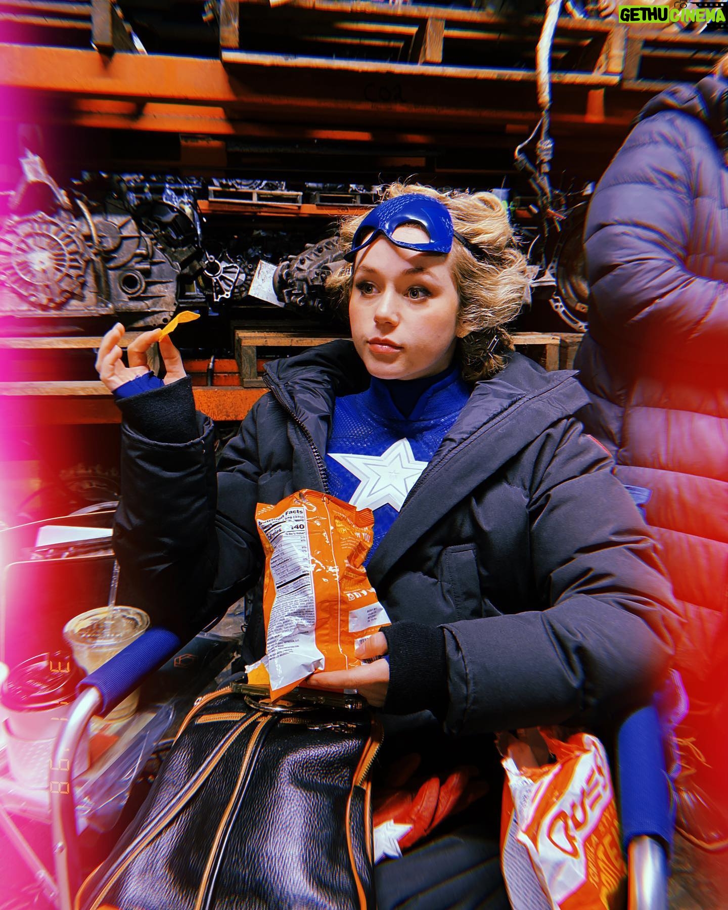 Brec Bassinger Instagram - Oh, hello there. Happy #nationalsuperheroday Couldn’t let this day pass without sharing a few pics of my fav superhero’s 🦸🏼♀️💫 Xo.
