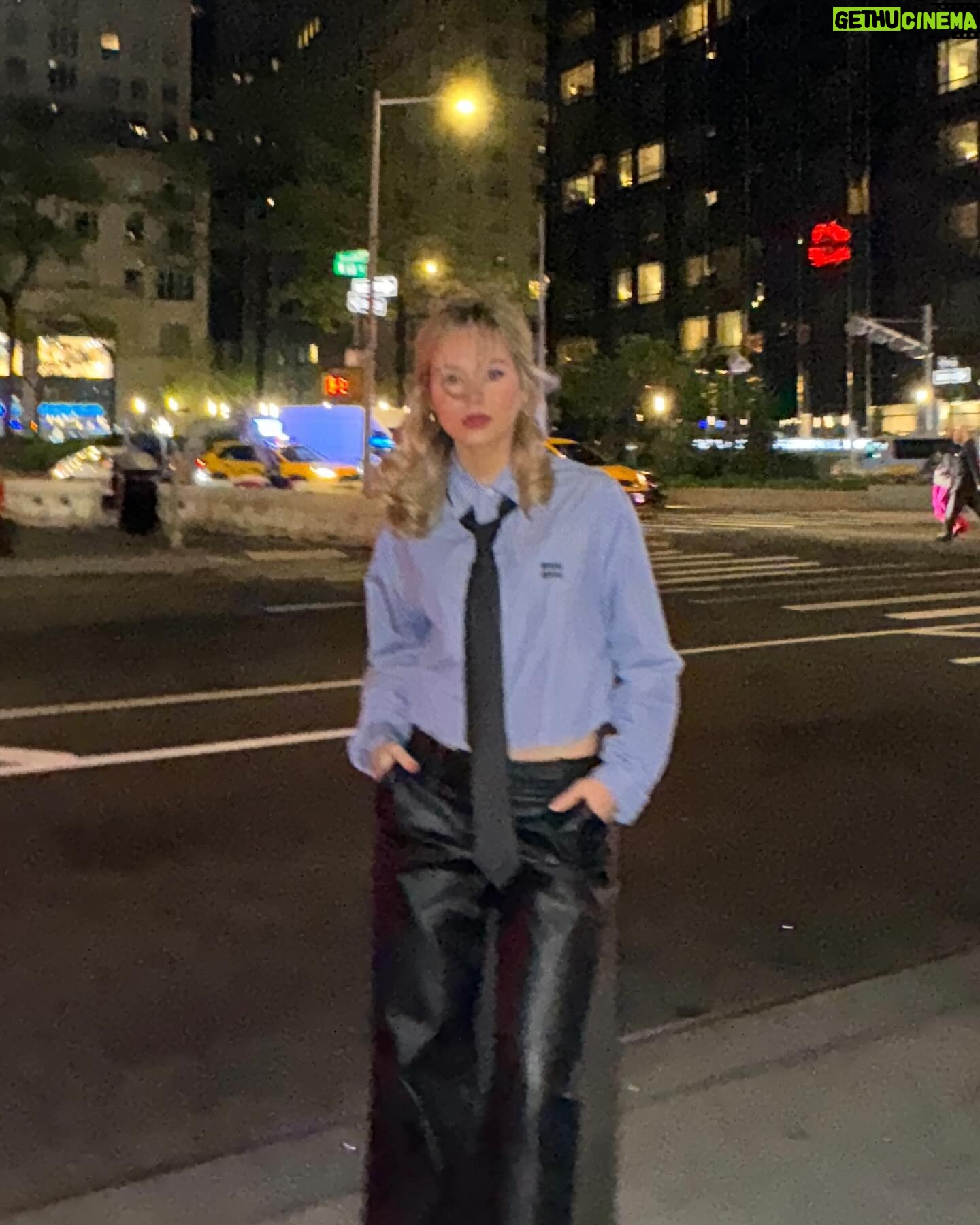 Brec Bassinger Instagram - Just a finance bro xo.