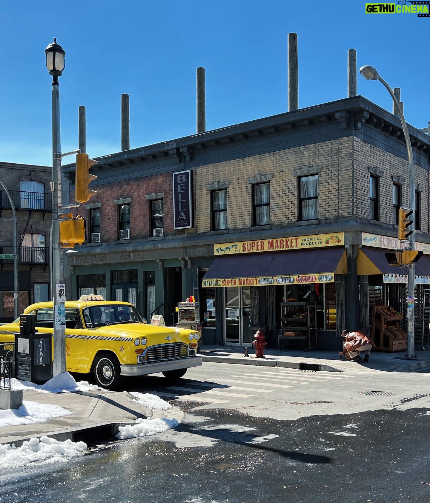 Brec Bassinger Instagram - ~ New York City in the 70s ~ Some more BTS 🥹💛 Part 2 “Secrets of the Morning” comes out this Saturday 8/7c (Part 3 & 4 coming out the following Saturdays 😊) #vcandrewsdawn Xo.