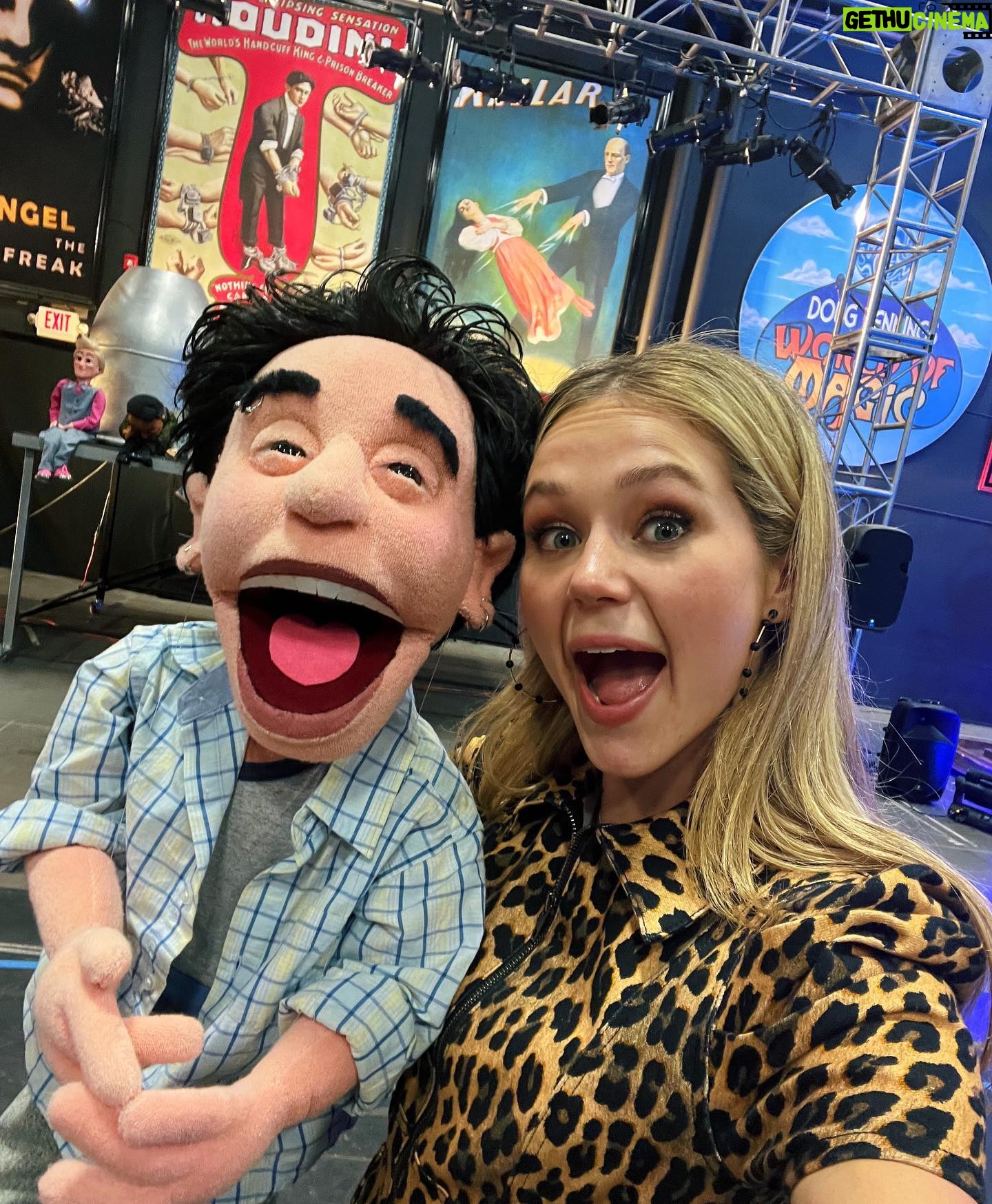 Brec Bassinger Instagram - @magicwithstars tonight!!! My younger self would never believe I got to be mentored by @crissangel and @terryfator Thank you guys for such a cool experience. Xo.