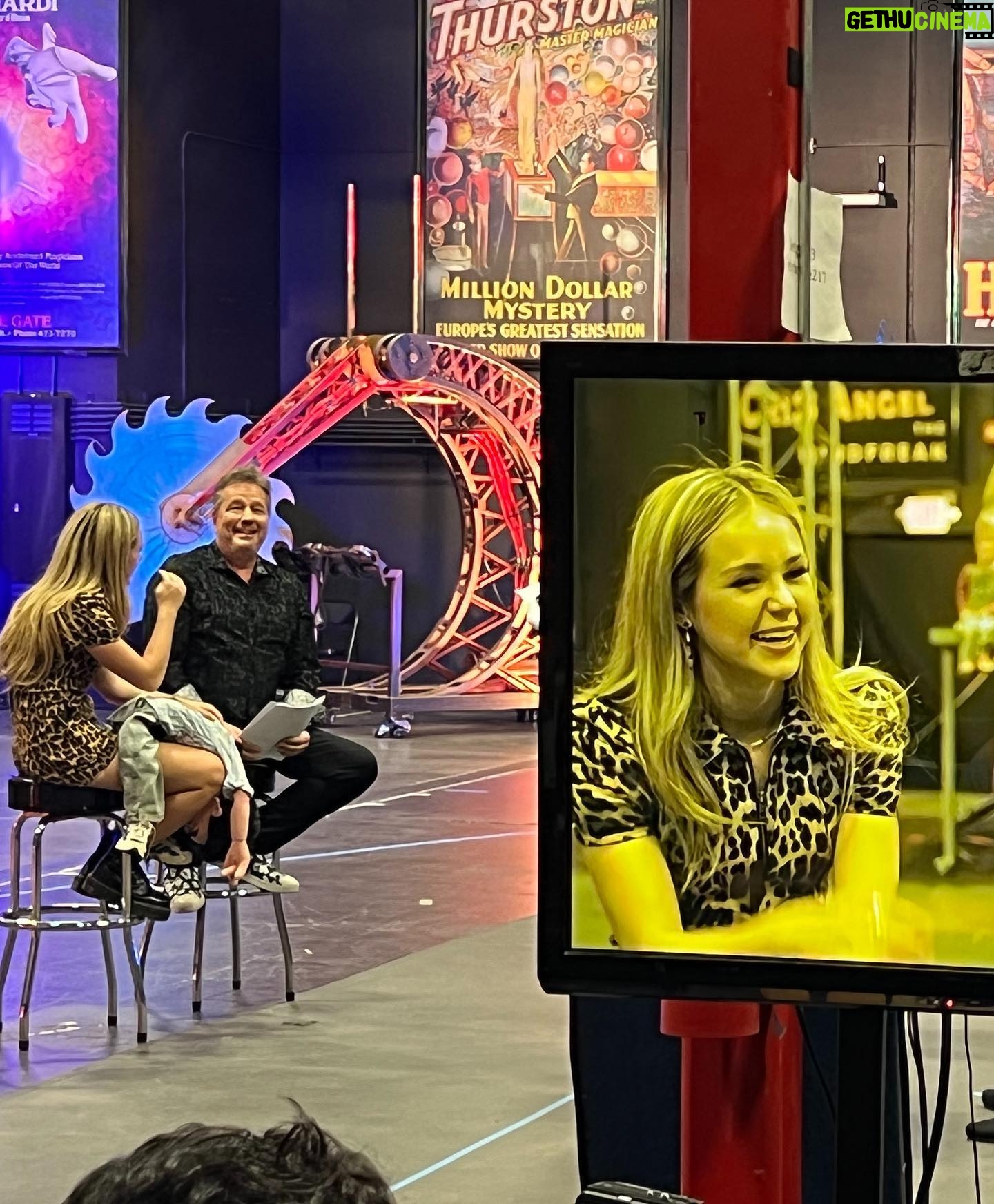 Brec Bassinger Instagram - @magicwithstars tonight!!! My younger self would never believe I got to be mentored by @crissangel and @terryfator Thank you guys for such a cool experience. Xo.