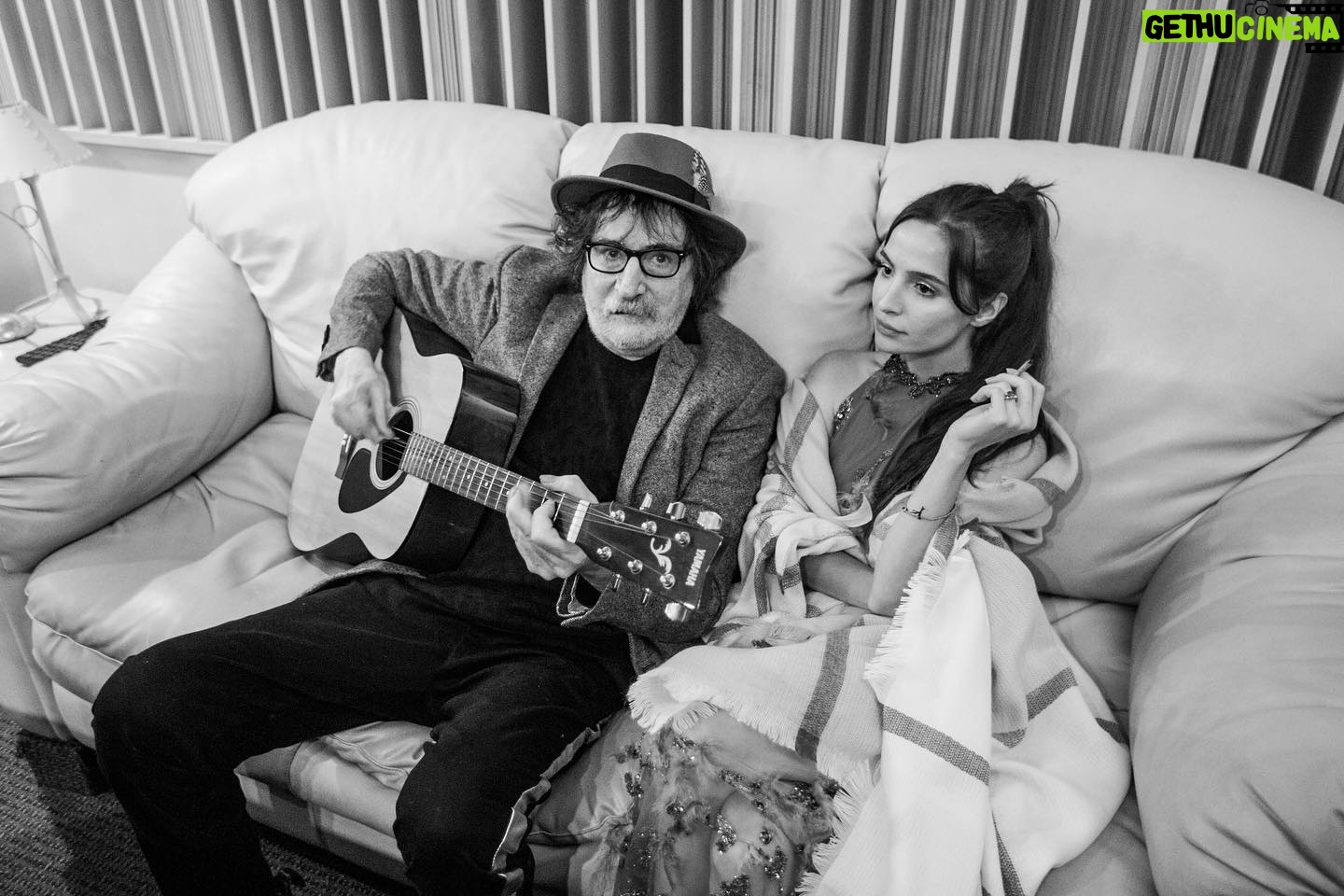 Brenda Asnicar Instagram - @charlygarcia gracias por enseñarme con tu amor a la música. Gracias por acompañarme como nadie y por entender todo 💫 no hay motivación más grande que tu compañía... #VosSosDios vayan a escuchar You’re So Vain! @mecha.inigo te amo siempre. Ph: @adlerguido (the best)