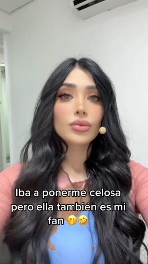 Brenda Zambrano Instagram - 🙃