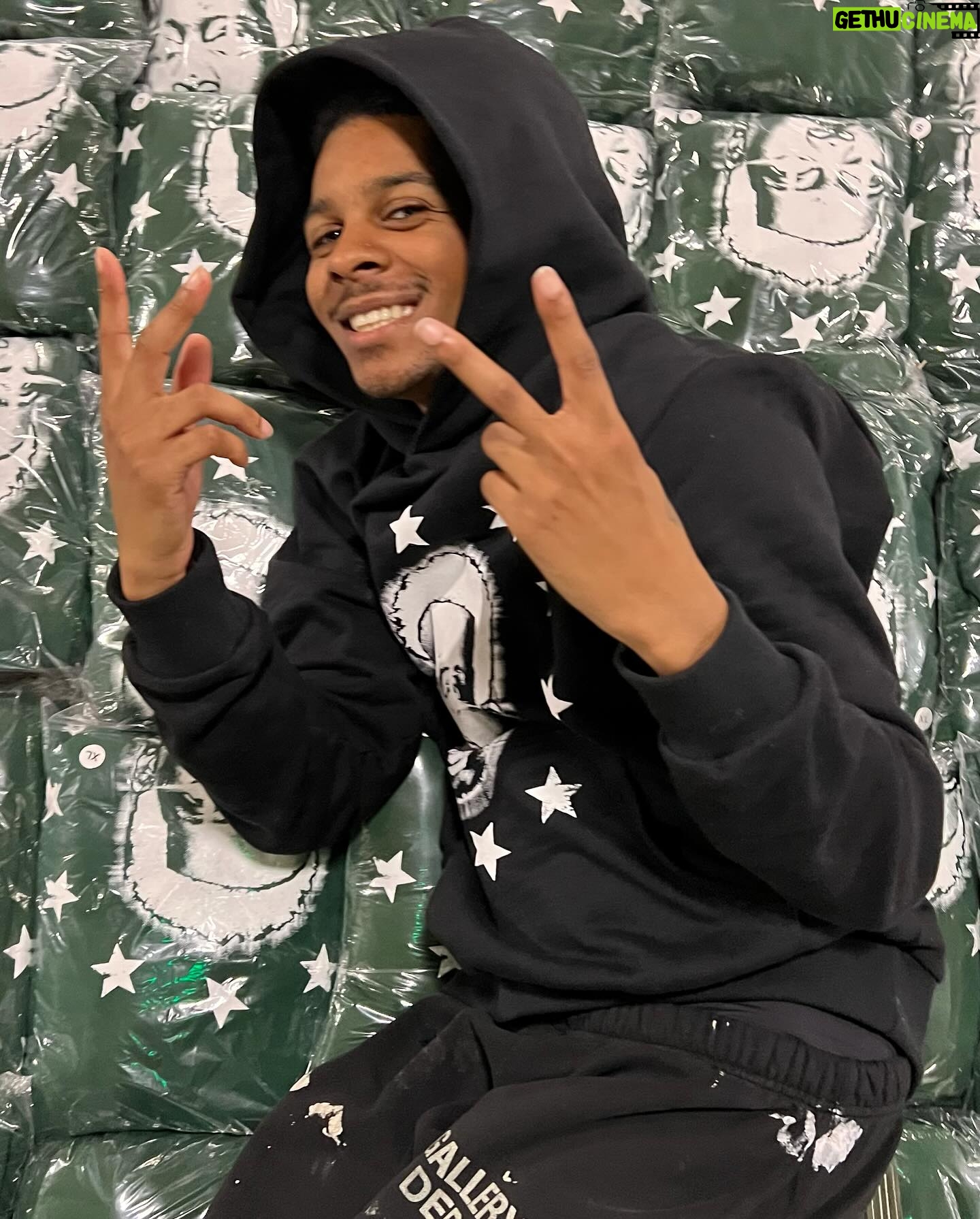 Brett Gray Instagram - First merch drop this weekend… I’m lowkey shook, all my fashion homies tap in and lemme know if you have any last minute advice before drop day. THIS SUNDAY 1.21.24 @ 3PM EST / NOON PST on brettgraymerch.com SEE YOU THERE! @brettgraymerch #brettgraymerch #starbornhoodie