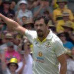Brett Lee Instagram – Congratulations @mstarc56 3️⃣0️⃣0️⃣ test wickets and counting @foxcricket 👏🏻