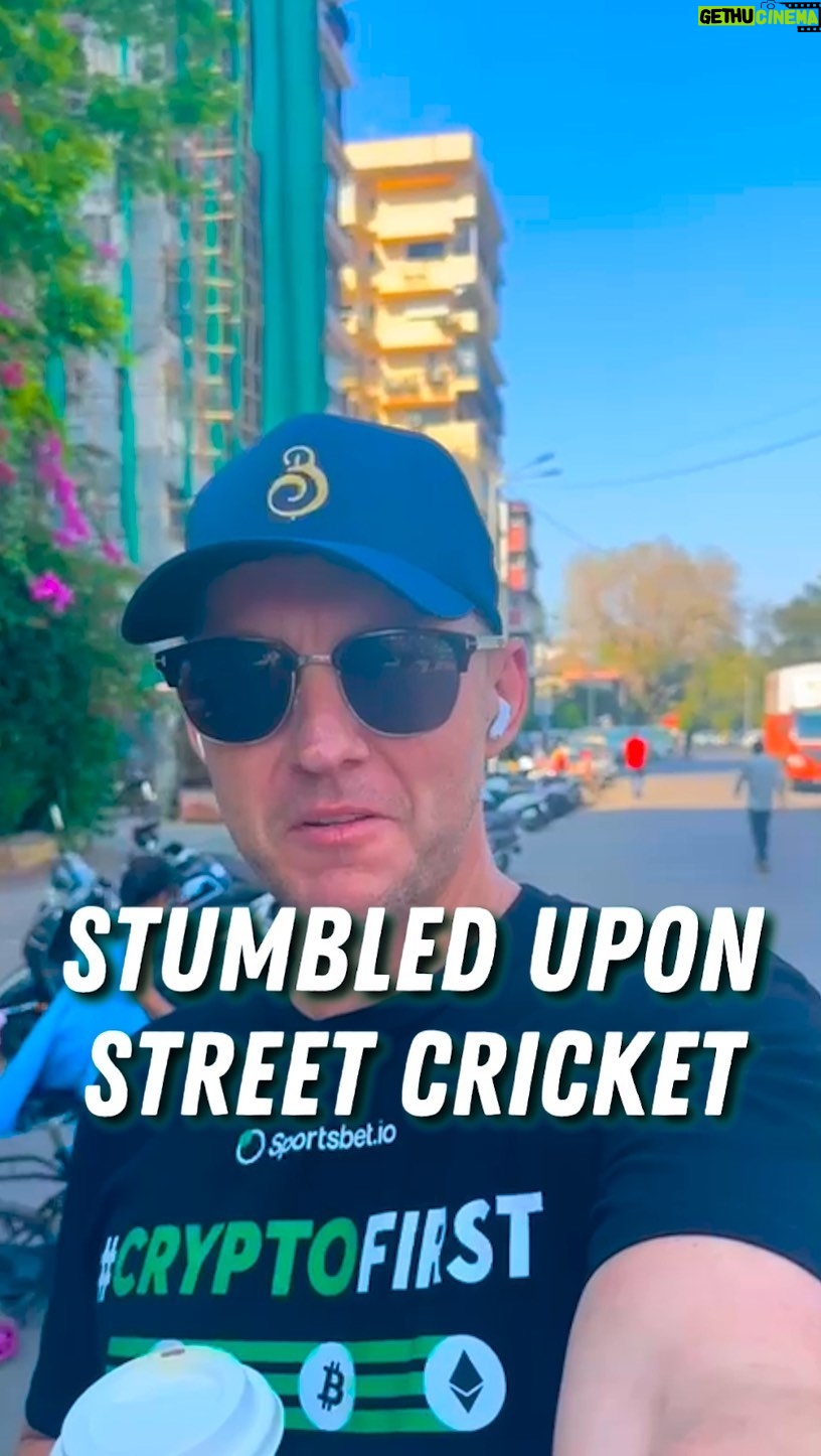 Brett Lee - 186K Likes - Some impromptu street cricket in India never fails to guarantee a lot of thrill! 🏏💥
#streetcricket #cricket #reelsinstagram #reelsvideo #fun