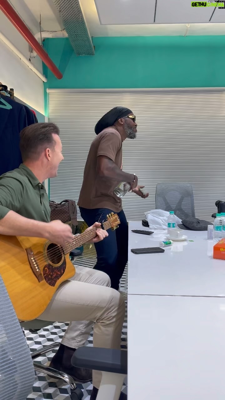 Brett Lee - 367K Likes - Gayle-Lee with the collaboration 🎶 😁 #HappyEaster 🔥🙏🏿