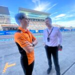 Brett Lee Instagram - Top bloke @oscarpiastri Good luck mate. Nice to meet someone twice as quick as me 😂 🏎️🏎️🏎️ 3️⃣2️⃣0️⃣kmph 🇯🇵