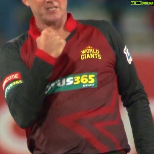 Brett Lee - 26.5K Likes - Fast, fierce, and full of finesse! ⚡
The legend, @brettlee_58 embodies them with ease, leaving the batsmen shell-shocked!
Make sure to catch every moment of the lightning strike on the finals night! 🏏💫
#LegendsLeagueCricket #SkyexchnetLLCMasters #LLCT20 #YahanSabBossHain