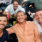 Brett Lee Instagram – A few days late but a couple of mates hanging out on day 1 of the Sydney Test @ourscg Thanks to @venues.nsw for having us 🙏🏻 @guysebastian @srwatson33 @glenn.piper.1 
@sydneybeerco