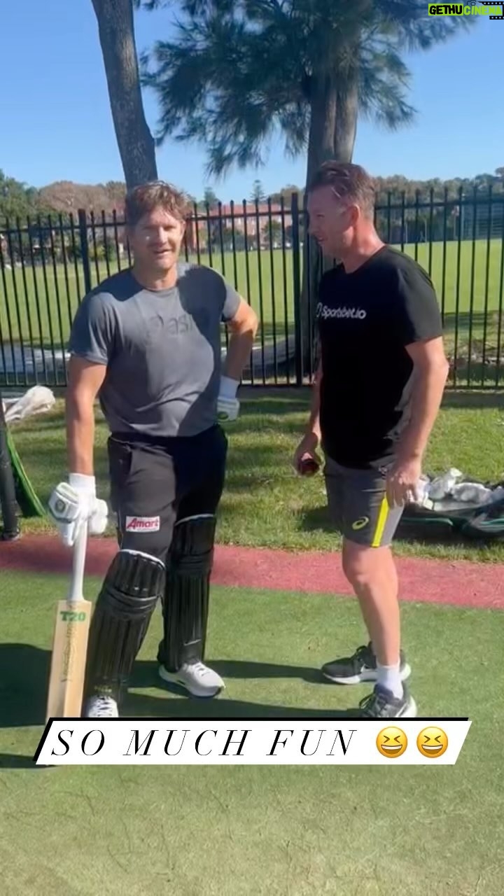 Brett Lee - 92.5K Likes - Not much has changed since the good old days 😉😉 @brettlee_58
Preparation done now and onto Doha for @llct20
Should be a lot of fun!!
@t20stars 🏏🏏