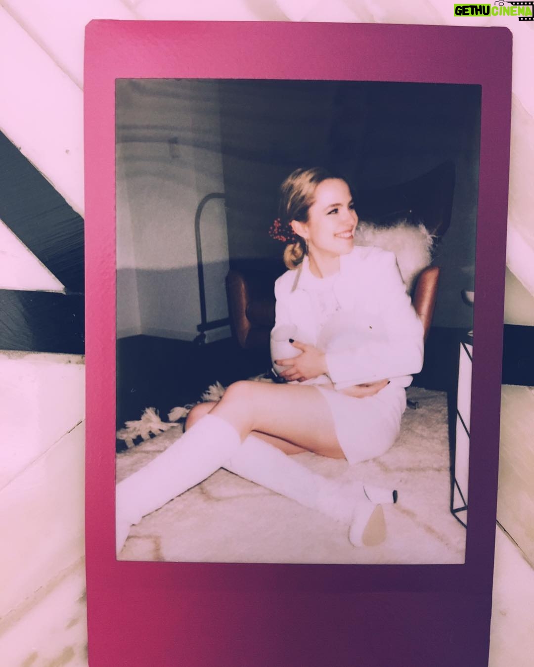 Bridgit Mendler Instagram - Shake my head like this, you better stop it #CantBringThisDown