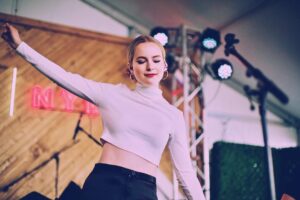 Bridgit Mendler Instagram - throwback to #sxsw with @nylonmag