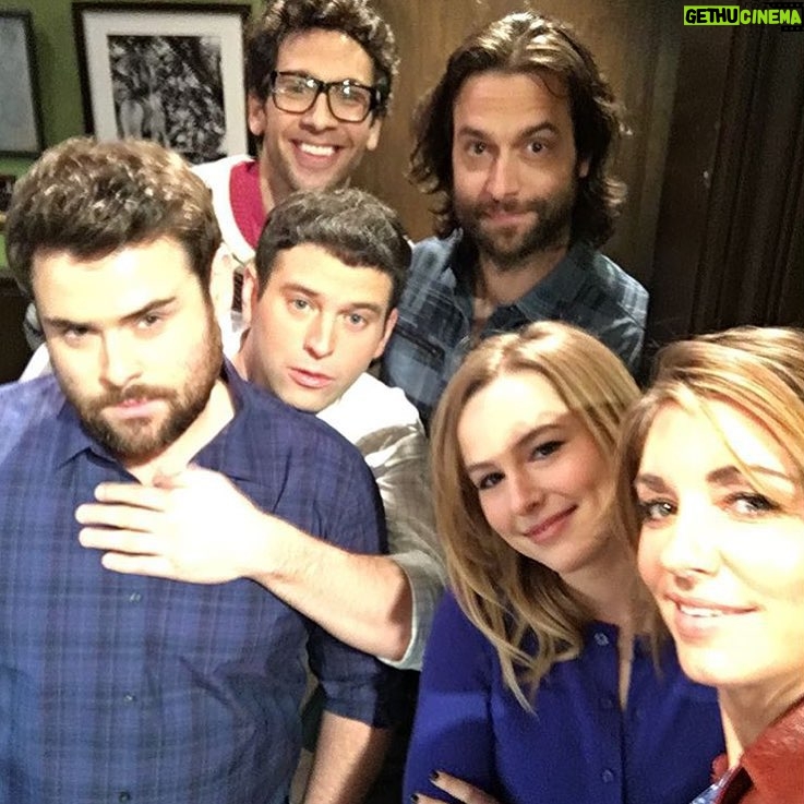 Bridgit Mendler Instagram - West coast here comes #undateablelive !!!!!! Half hour til crazytime