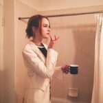Bridgit Mendler Instagram - Tonight was so good. 💜 I'm always nervous and excited to meet you guys because I value your opinion of my music and I want you to have a good time. Thank you for being so friendly and supportive and funny and curious. I feel grateful and inspired every time I meet you. Photocred @lisamadonna