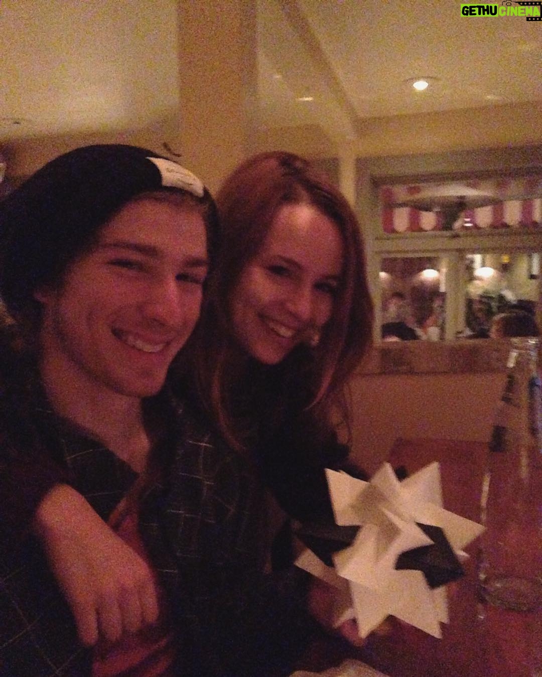 Bridgit Mendler Instagram - Family 🍤 love fo-evah