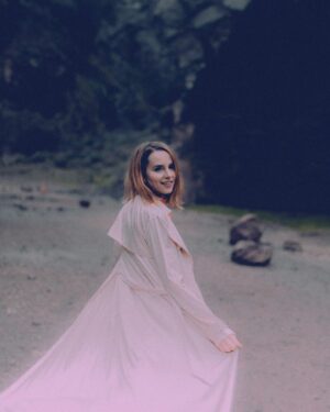 Bridgit Mendler Instagram - But I can't escape the thought of you #TemperamentalLove
Listen at link in bio
Photo: @gibsonhazard