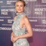 Brie Larson Instagram – Saturday evening spent at the Breakthrough Prize Ceremony 🔬
Captured by @gettyimages and @craigsbeds