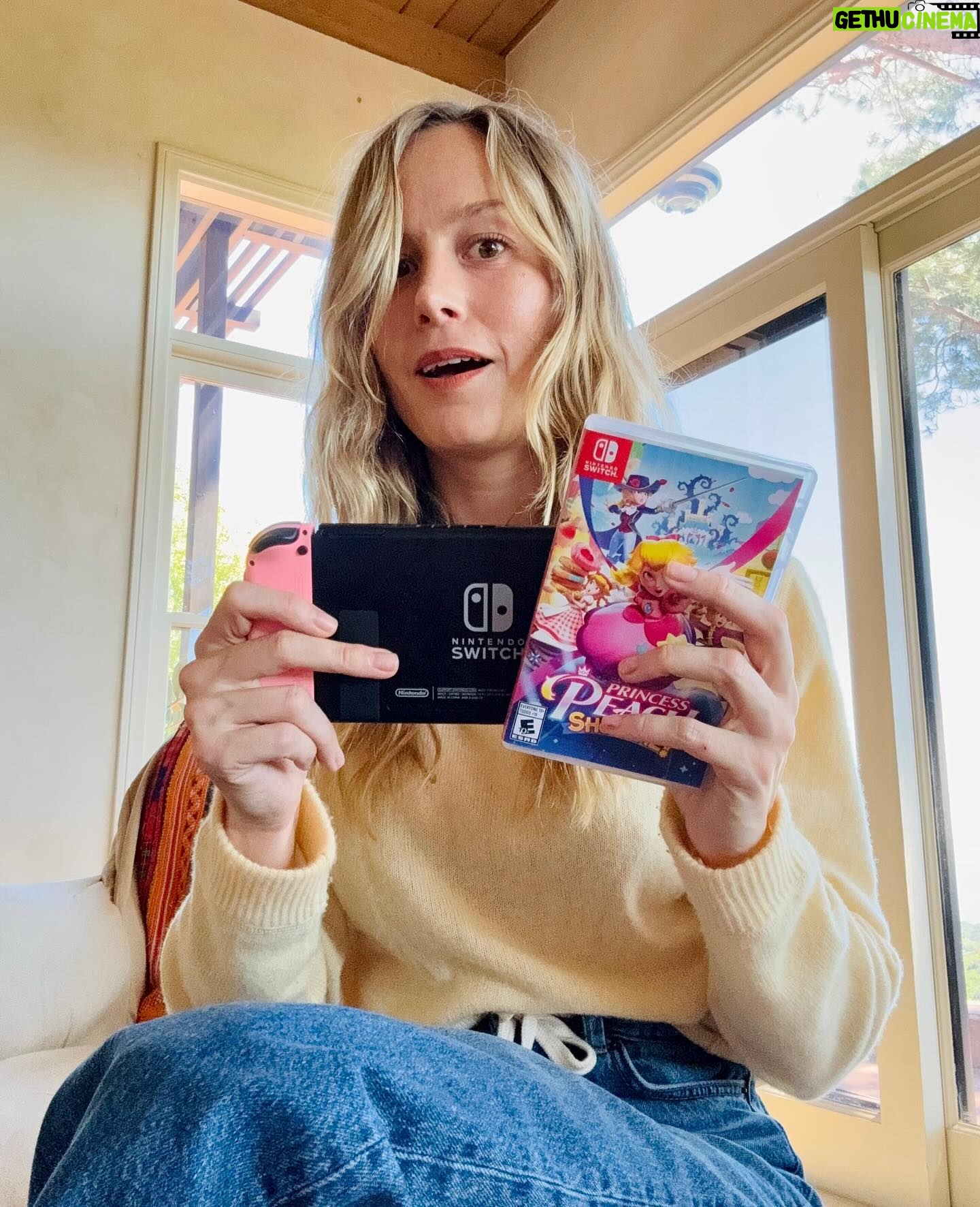 Brie Larson Instagram - #NintendoPartner It’s Peach’s time ✨ Who’s had the chance to play #PrincessPeachShowtime already? To anyone who needs anything from me: you know where I’ll be. (P.S. Does anyone have any tips for the Action Rehearsal plays?)