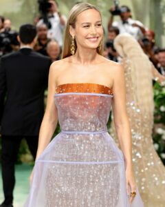 Brie Larson Instagram - Always a special evening at the Met 💭 @prada @leightonjewels @samanthamcmillen_stylist @brycescarlett @ninapark @ashlie_johnson @olga_pirmatova