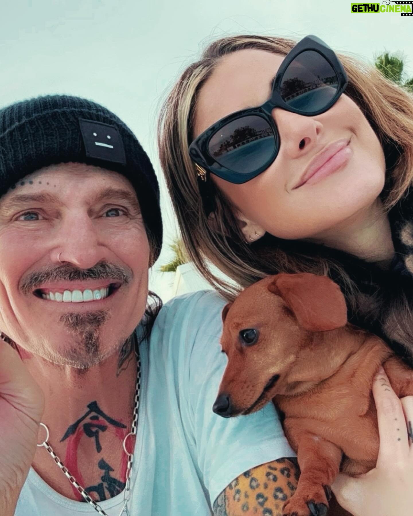 Brittany Furlan Instagram - 2024- şąɱę ɱę ɓųţ şɭįɠђţɭƴ wǫŗşę