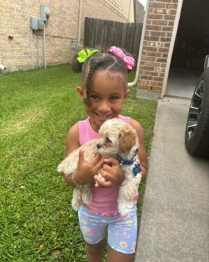 Brittney Bee Starr Williams Instagram - It’s crazy how much i love being a mom it’s hard but i did that shit lol i struggled God brought me right out of that struggle and made me the strongest woman ti raise my girls and give them literally the world ♥️ happy Mother’s Day to all mothers out there .