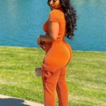 Brittney Bee Starr Williams Instagram - HIT DIFFERENT 🔥 Outfit from @eleven22online Bundles @sheshappyhair