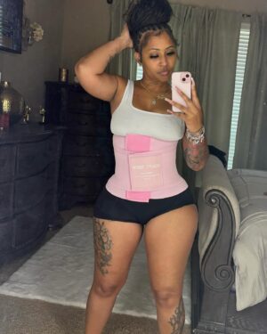 Brittney Bee Starr Williams Instagram - Waist is SNATCHEDDDDDD thanks to @sculpt_touch 🥰🥰🥰 i love it soooo much .. it comes in different colors as well ! GET YOURS TODAY!! Use my code to get 25% off >>BW25