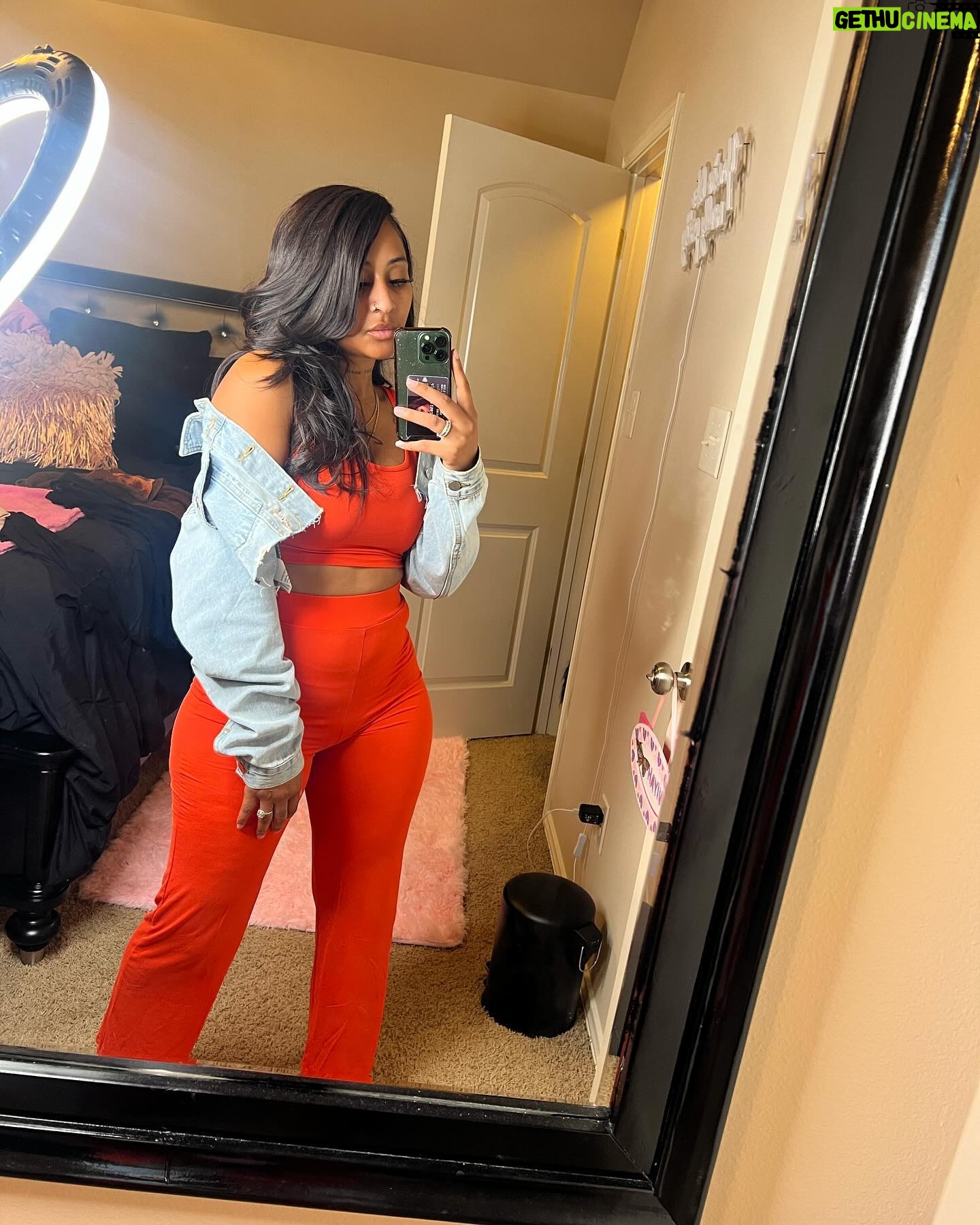 Brittney Bee Starr Williams Instagram - Picture this 🍂🍁 Hair @bluxlabelstudios Bundles @sheshappyhair
