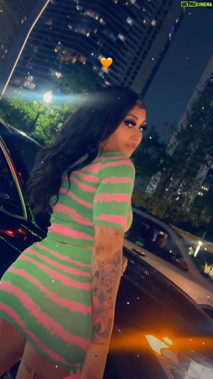 Brittney Bee Starr Williams Instagram - 💗💚💗💚💗💚 Bundles @sheshappyhair