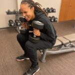 Brittney Griner Instagram - Hey y'all! Monday, Nov. 29 is the last day to use my @ouraring Community Offer! This is a powerful tool for me, and the accuracy of the new Live Heart Rate feature is totally changing the game for my gym days AND recovery days. If you want to try it for yourself, use the link in my bio to get $50 off your Gen 3 ring plus 6 months of free membership.   Swipe to see results from my latest workout 🔥