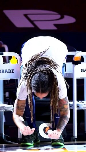 Brittney Griner Instagram - So Good to be back with the Family!  @phoenixmercury 💜🧡