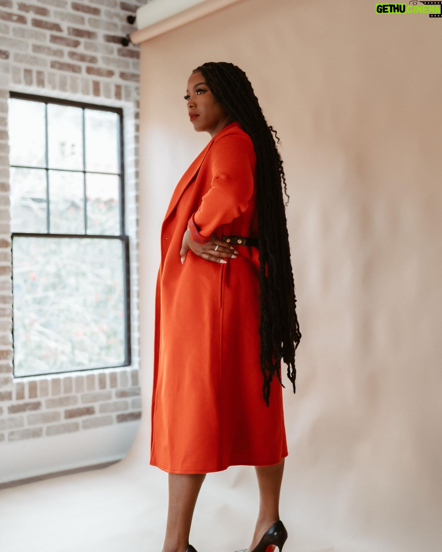 Brittney Griner Instagram - There aren’t enough words for me to express how abundantly proud I am of you baby. To be able to see first hand the hard work, determination, and passion you had during this journey of becoming an attorney! Congratulations Attorney Cherelle Griner ⚖️