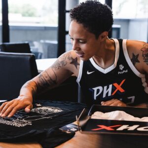 Brittney Griner Instagram - Thank you just doesn’t do it justice. The support you have continued to show me and my family is beyond amazing. As I look ahead to playing this beautiful game that I love with my teammates, I will continue to use my voice and platform to support others.

That’s why I’ve partnered with @weareround21 to support the Bring Our Families Home Campaign through an amazing capsule collection where I will be donating 100% of my proceeds to the @bofhcampaign, an advocacy campaign led by family members whose loved ones are being held hostage or wrongfully detained abroad.

Both t-shirt and hoodie are available at wearebg.org and @weareround21

#BringThemHome #WeAreBG