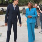 Brittney Griner Instagram - Thank you, Robin and GMA, for giving me the platform to share for the first time my lows and my journey to strive upward that I discuss in COMING HOME. It feels good to be in a place where I can let people into my experience of falling short, struggling to extend myself grace, and ultimately finding the mental fortitude to continue living for the better. I also am forever grateful for the opportunity to give thanks to those who have been there for me and my family through this life-changing ordeal— from the USG 🇺🇸 to every person who supported me all over the world 🌎, THANK YOU!!! There is still time to pre-order your copy using the link in my bio. I can’t wait to hear what you think. Again, thank you to everyone for your grace, your encouragement, and your support! #BrittneyGrinerOnABC