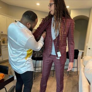 Brittney Griner Instagram - I have to give much respect to @kashmere.watson for taking great care of my suit  for the first Playoff Game. If your in need of a suit and you want to be blown away hit up my guy! Because if it’s not @kashmere.watson it’s not touching me!  #supportblackownedbusinesses